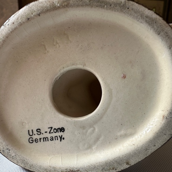 Hummel Apple Tree Girl #141 Crown TMK-1 - Picture 6 of 7